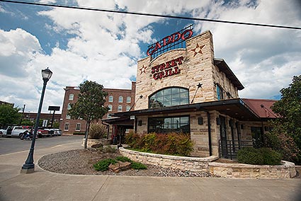 The Caddo Street Grill is a steakhouse offering live bands, patio seating, and banquet room seating in Cleburne, TX.